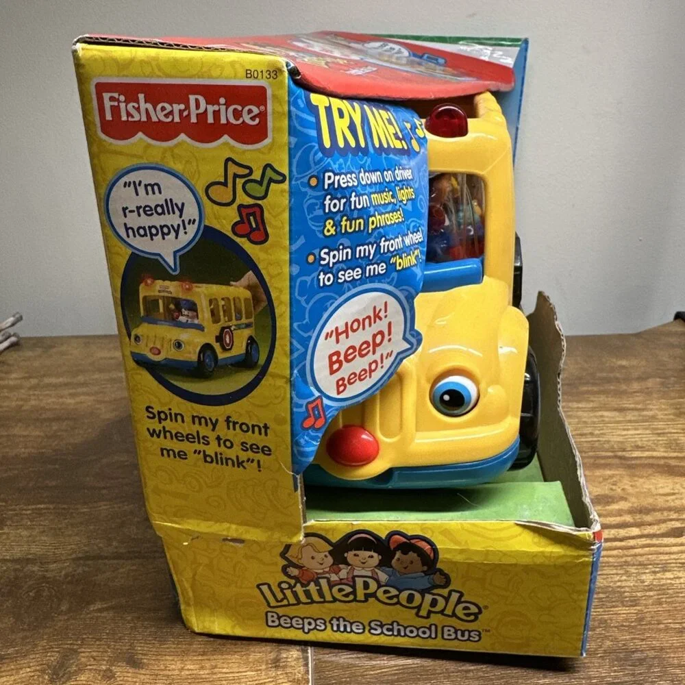 Fisher Price Little People Beeps The School Yellow Bus Eyes Move SEALED‎ 2002
